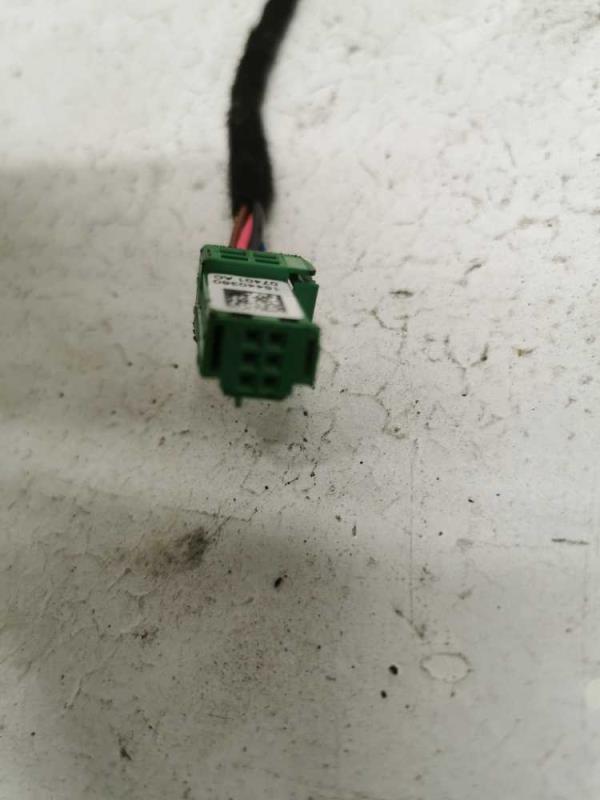 VERIN HAYON DROIT ELECTRIC PEUGEOT 308 / 308SW 2021+ - Vue 2